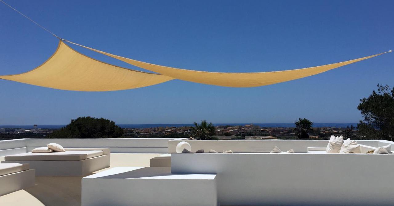 La Casa Al Mare Bed & Breakfast Lampedusa Bagian luar foto